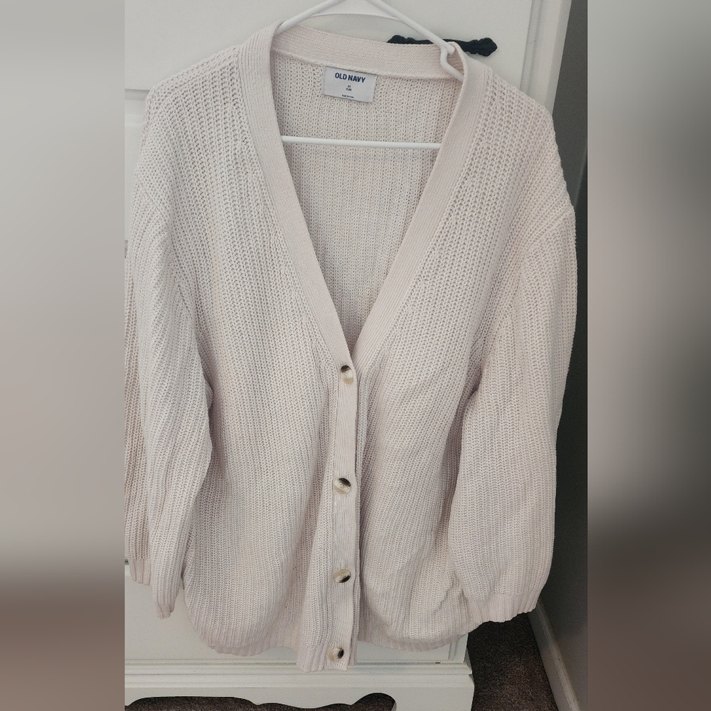 Old Navy Women's 3xl Ivory Cream Cardigan With Buttons. Great Condition